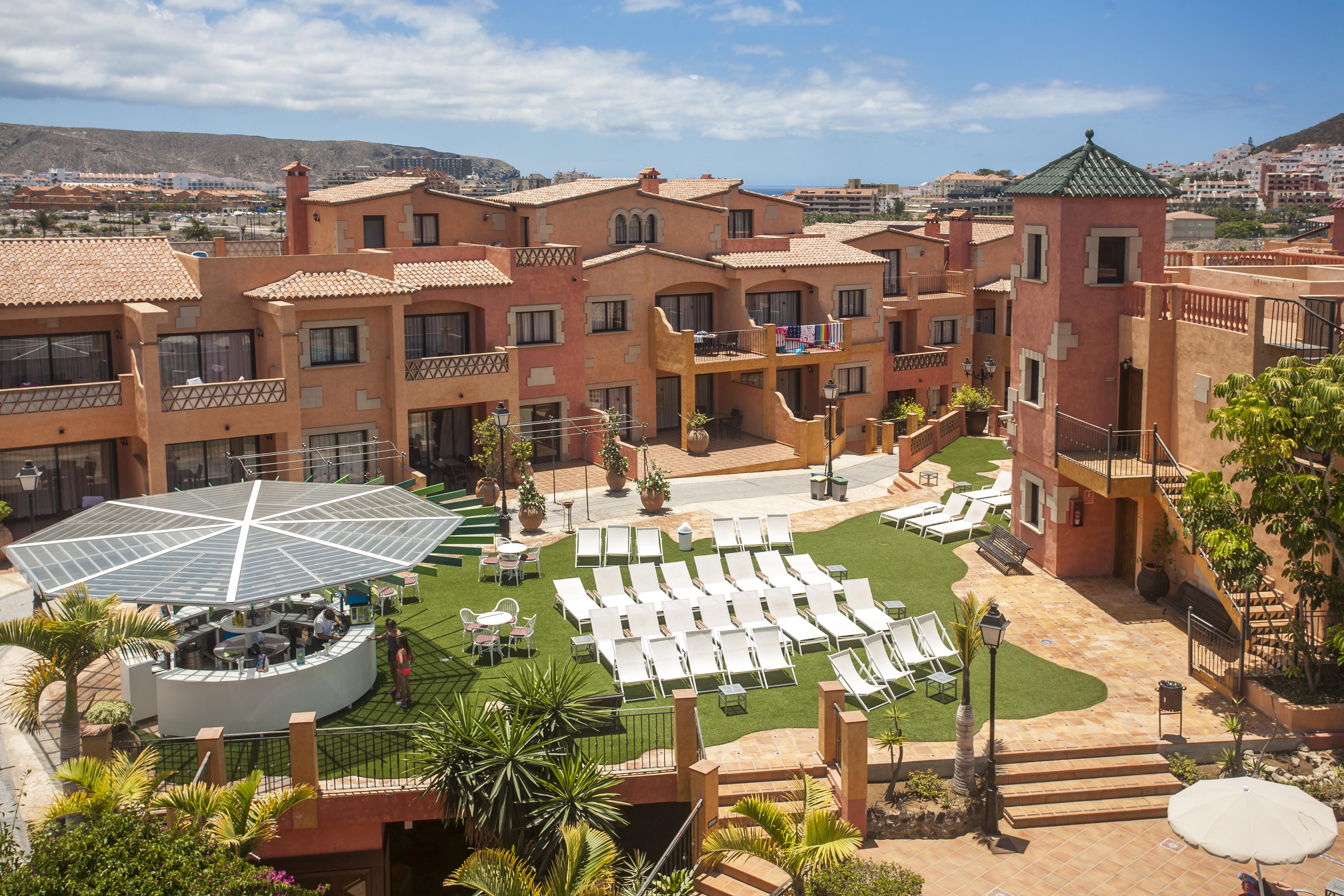 Villa Mandi Golf Resort プラヤ・デ・ラス・アメリカス エクステリア 写真