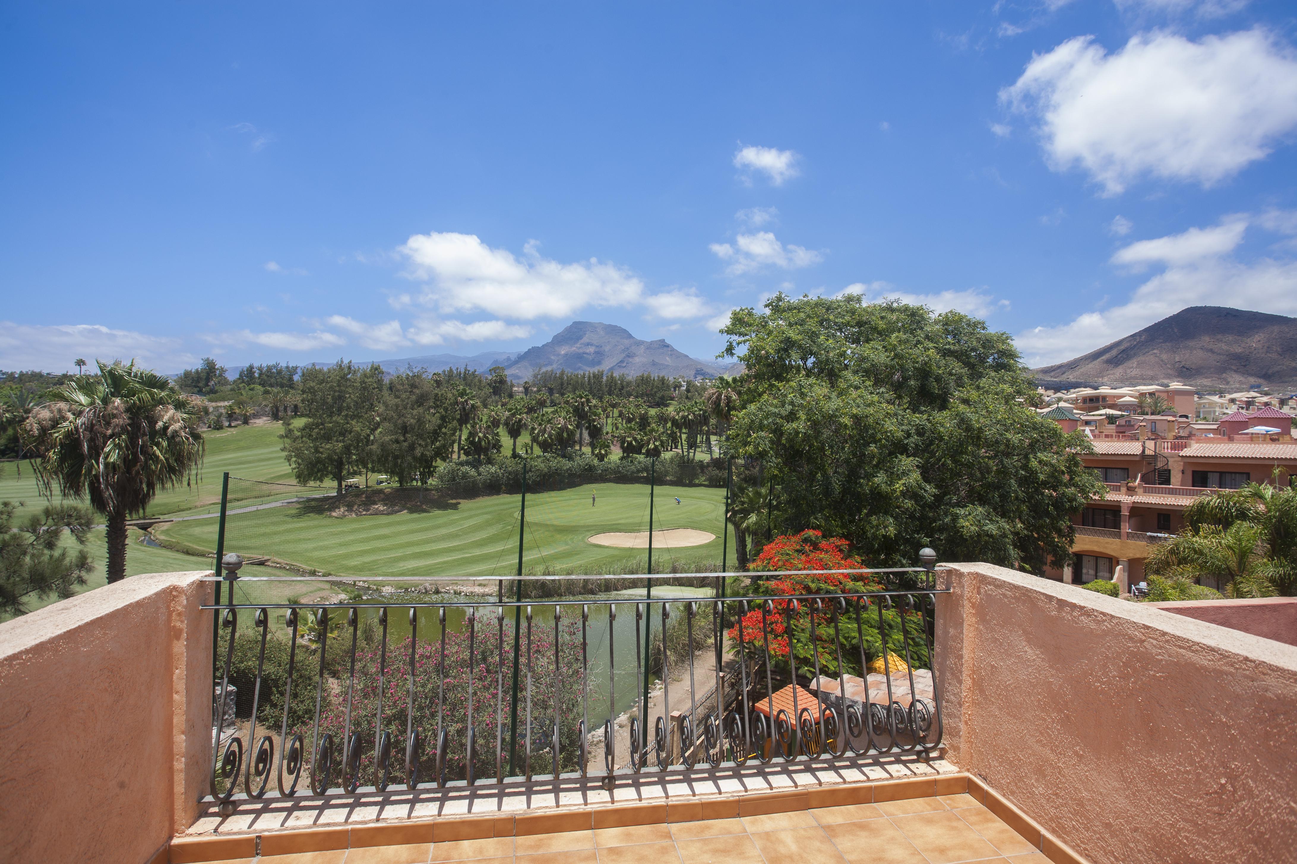 Villa Mandi Golf Resort プラヤ・デ・ラス・アメリカス エクステリア 写真